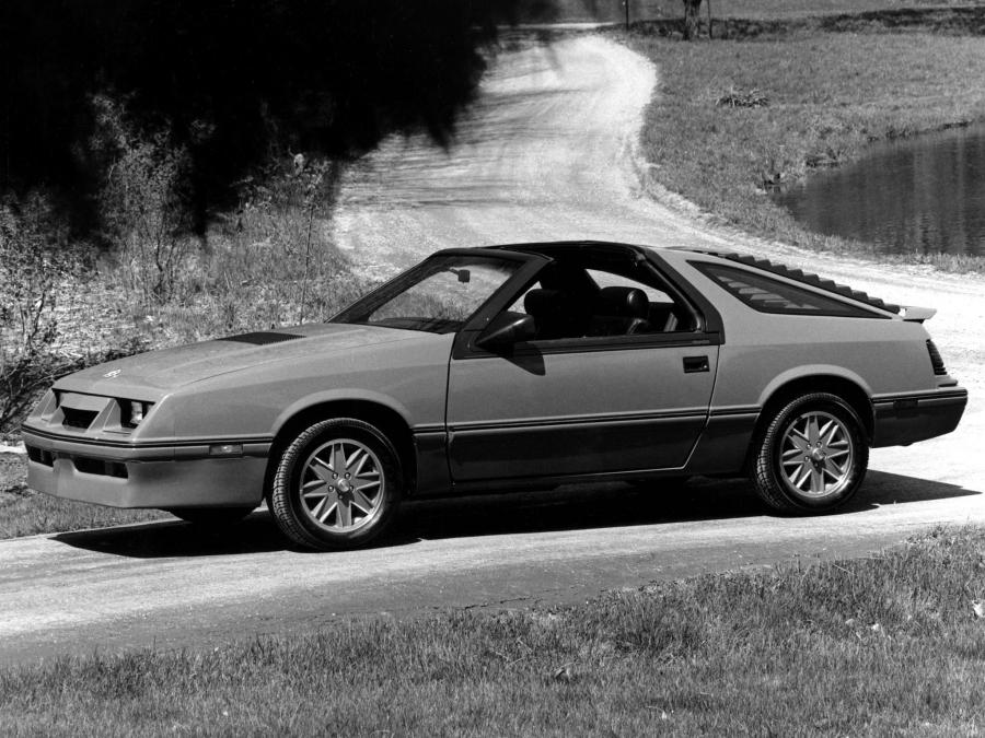  Chrysler Laser 1984 года  (фото 8 из 8)